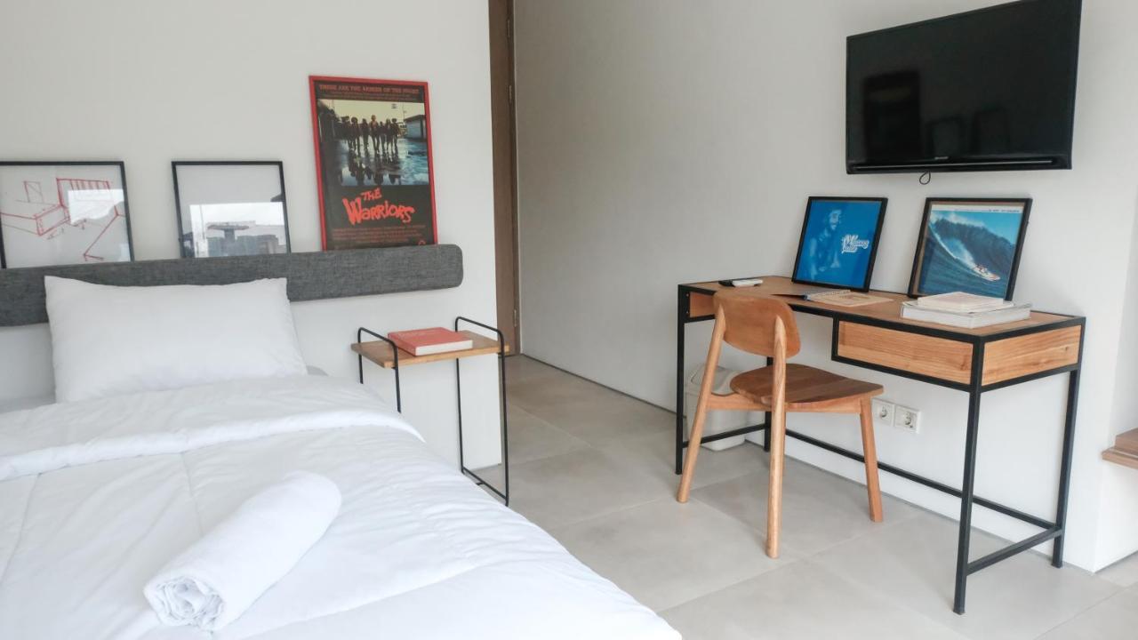 Tengah Tengah Jakarta Exterior photo